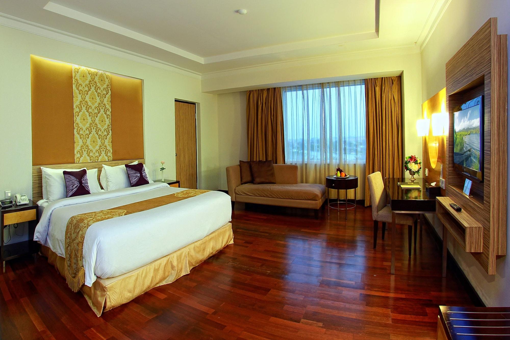Premier Basko Hotel Padang  Exterior foto