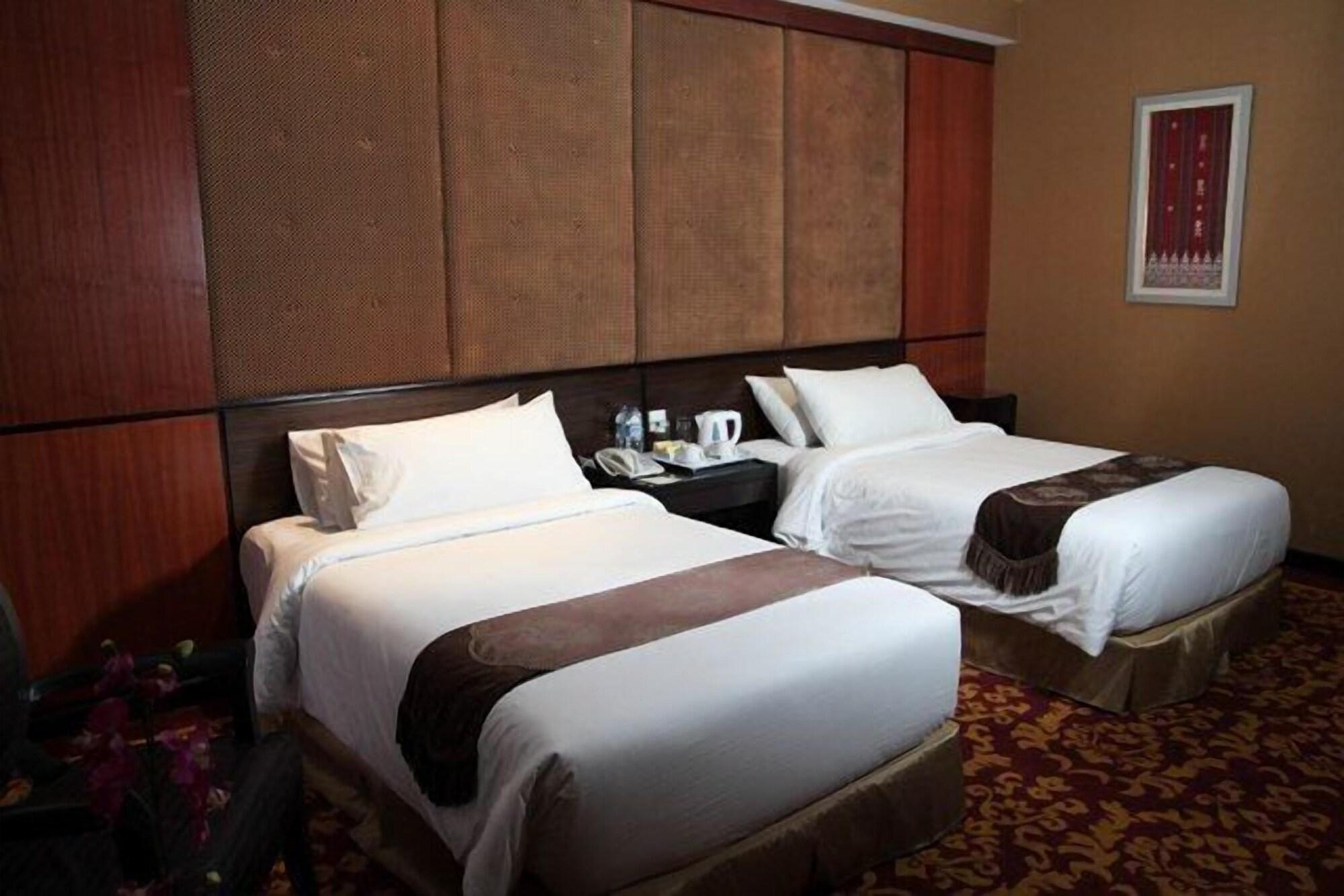 Premier Basko Hotel Padang  Exterior foto