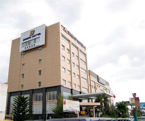 Premier Basko Hotel Padang  Exterior foto